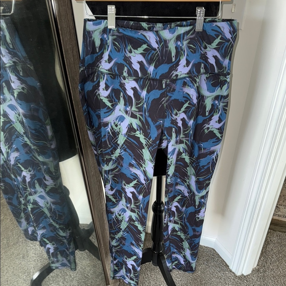 MTA Sport Blue and Green Patterned Leggings
